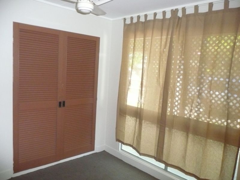 2/85 Powell Street, Bowen QLD 4805