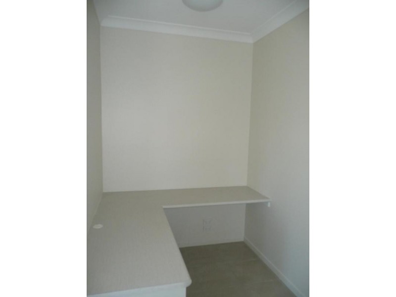 37 Seabreeze Close, Bowen QLD 4805