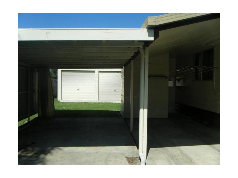 10 Dove Street, Bowen QLD 4805