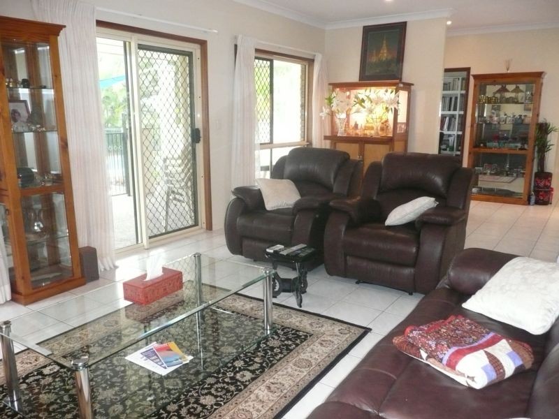 21 Queens Road, Bowen QLD 4805