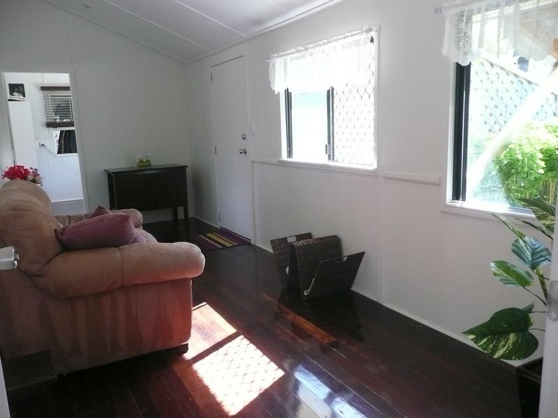 4 Johnston Street, Bowen QLD 4805