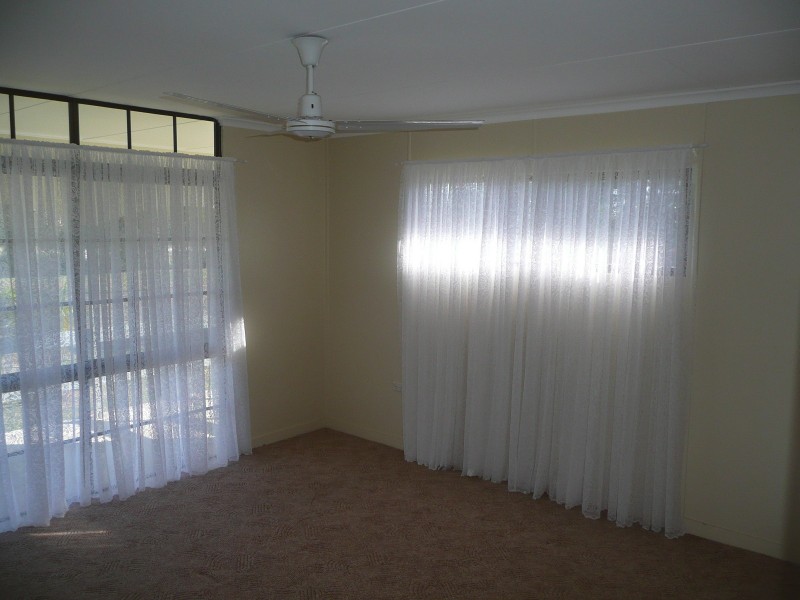 13 Sunset Crescent, Bowen QLD 4805