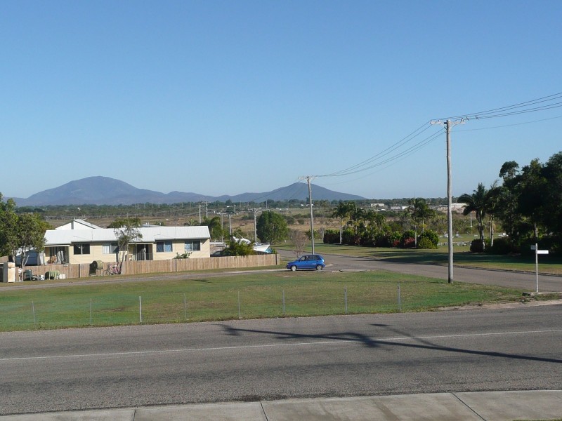 13 Sunset Crescent, Bowen QLD 4805