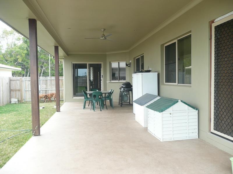 32 Mullers Lane, Bowen QLD 4805