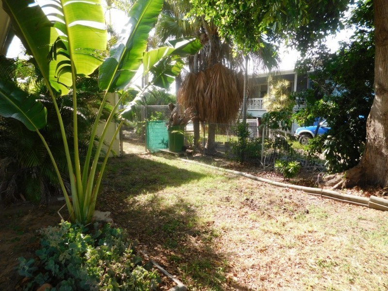 1/10 Nona Street, Bowen QLD 4805