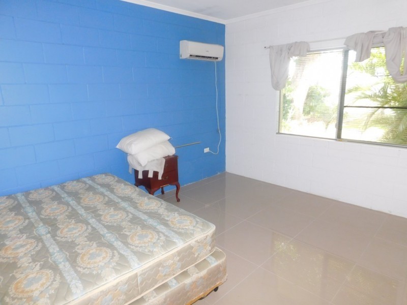 1/10 Nona Street, Bowen QLD 4805