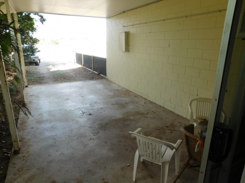 1/10 Nona Street, Bowen QLD 4805