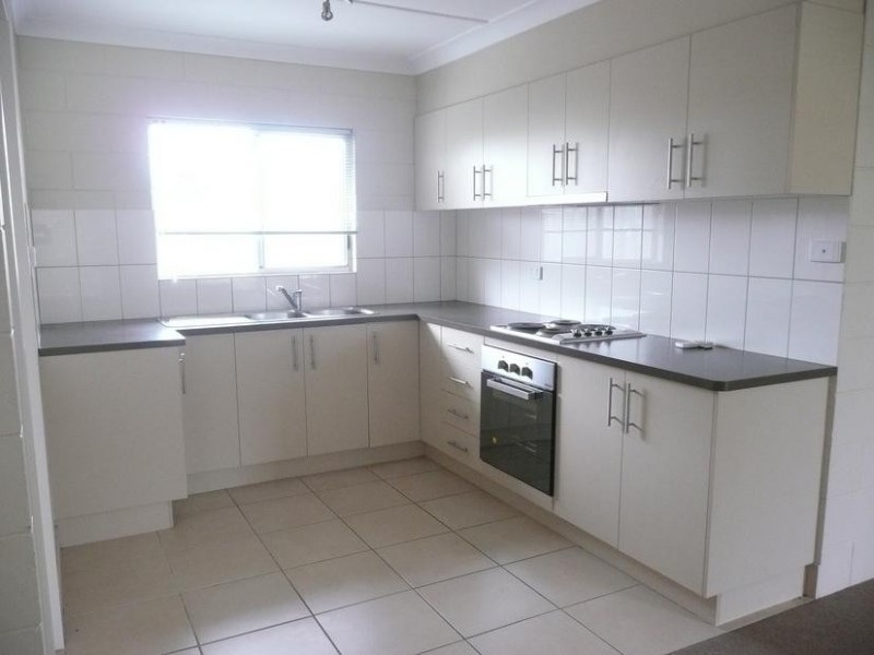 1,2,3/51 Leichhardt Street, Bowen QLD 4805