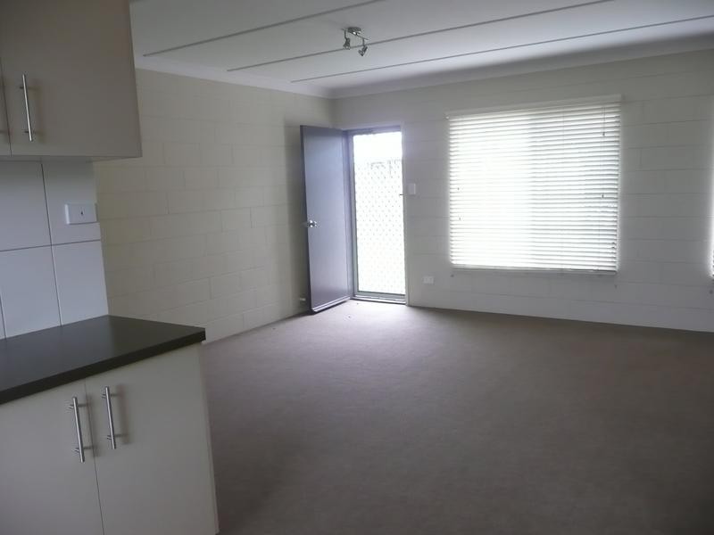 1,2,3/51 Leichhardt Street, Bowen QLD 4805