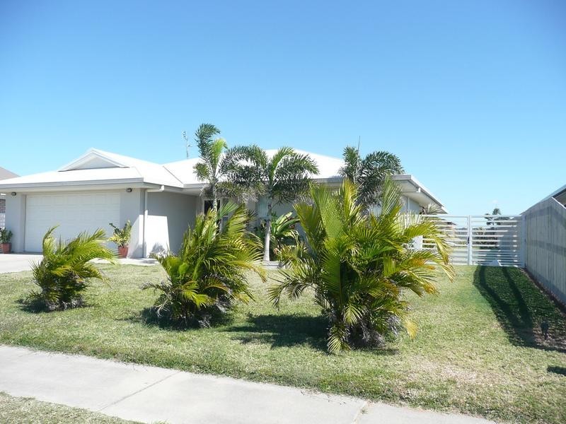 3 Cullen Close, Bowen QLD 4805