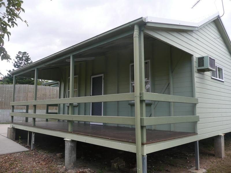 2/10 Mitchell Street, Bowen QLD 4805