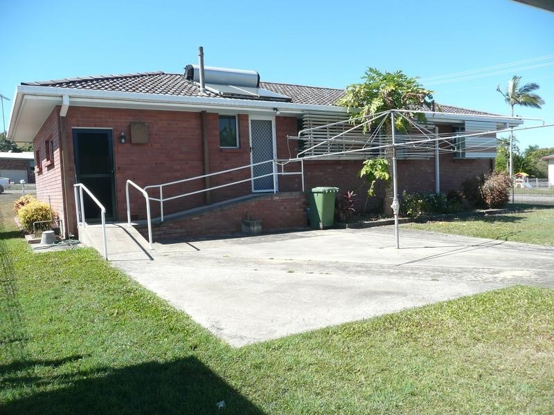 105 Leichhardt Street, Bowen QLD 4805