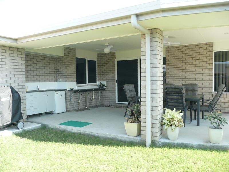 32 Emmerson Drive, Bowen QLD 4805