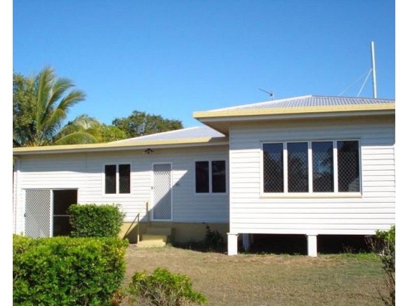 101 Powell Street, Bowen QLD 4805