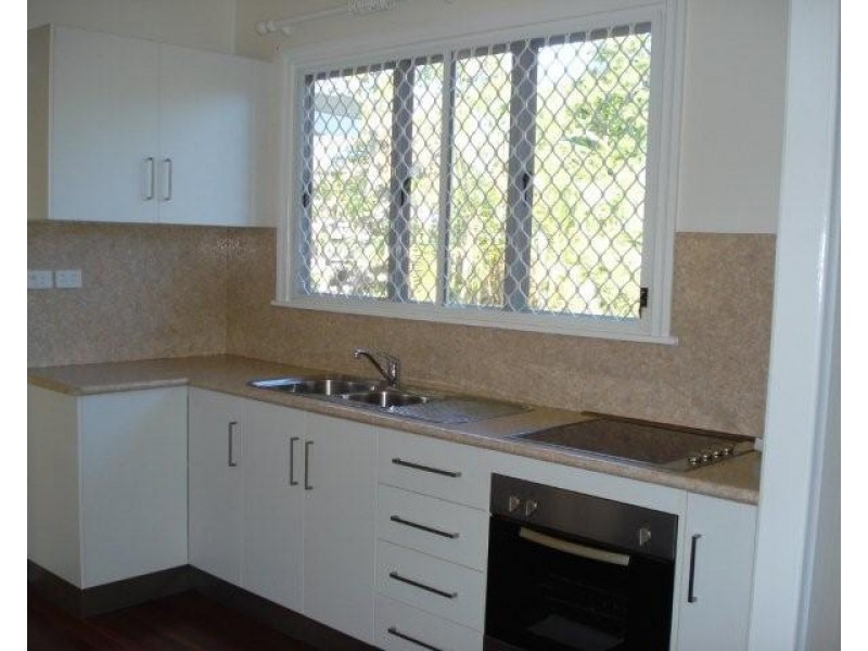 101 Powell Street, Bowen QLD 4805