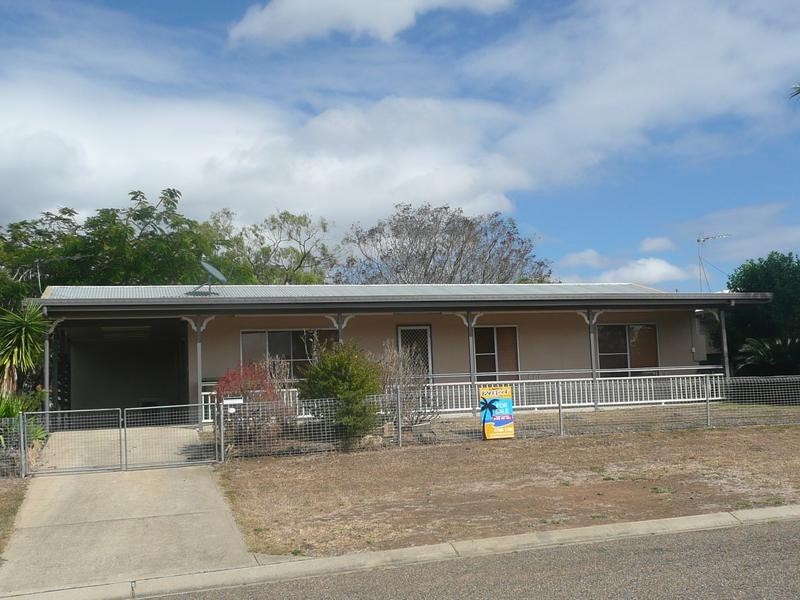 30 Parkinson Street, Collinsville QLD 4804