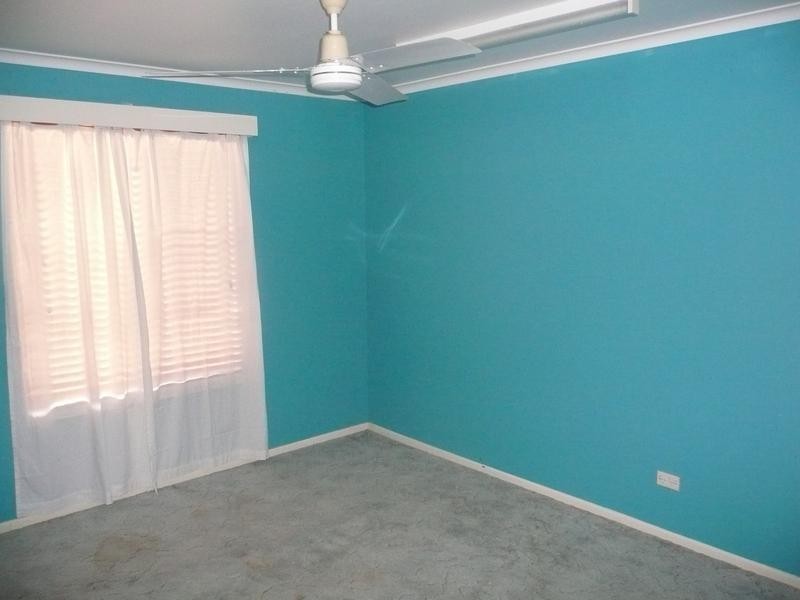 30 Parkinson Street, Collinsville QLD 4804