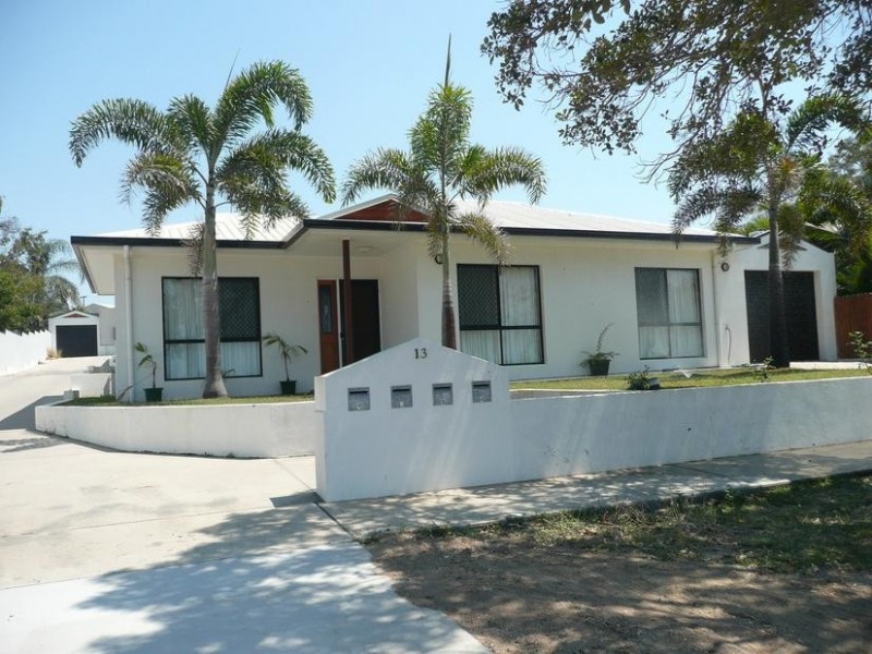 1/13 Queens Road, Bowen QLD 4805