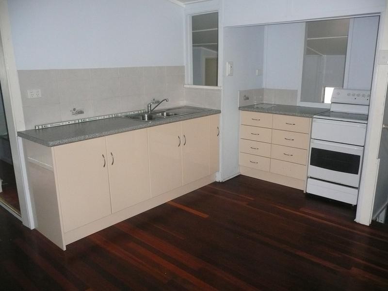 124 Herbert Street, Bowen QLD 4805