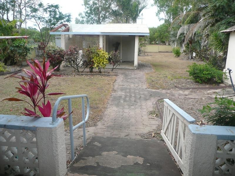 124 Herbert Street, Bowen QLD 4805