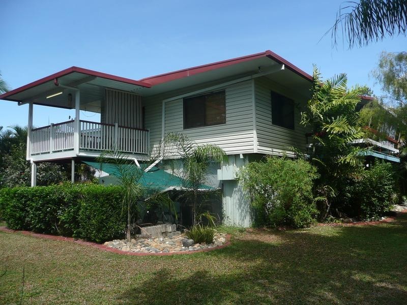 4 Jenkins Place, Collinsville QLD 4804