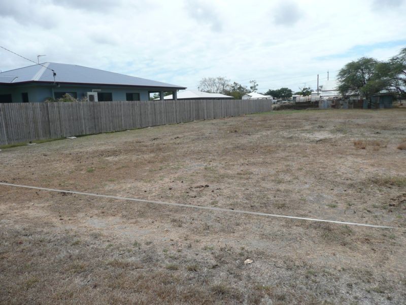 22 Skene Street, Bowen QLD 4805
