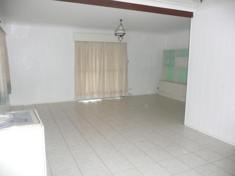 75a Livingstone Street, Bowen QLD 4805