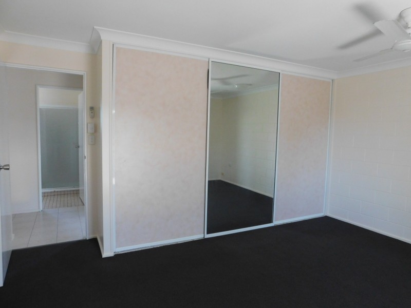 4/108 Herbert Street, Bowen QLD 4805