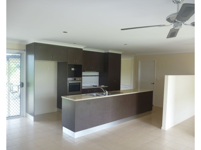 22 Lucinda Place, Bowen QLD 4805
