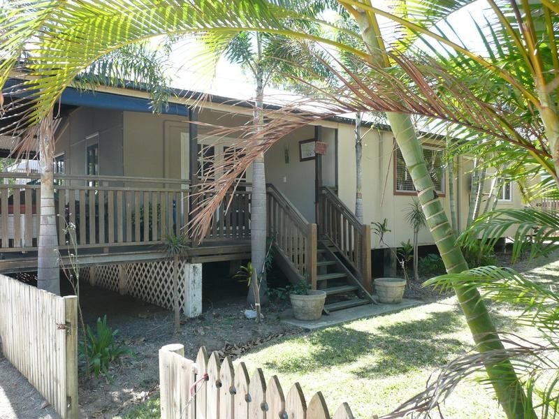 10 Kennedy Street, Bowen QLD 4805
