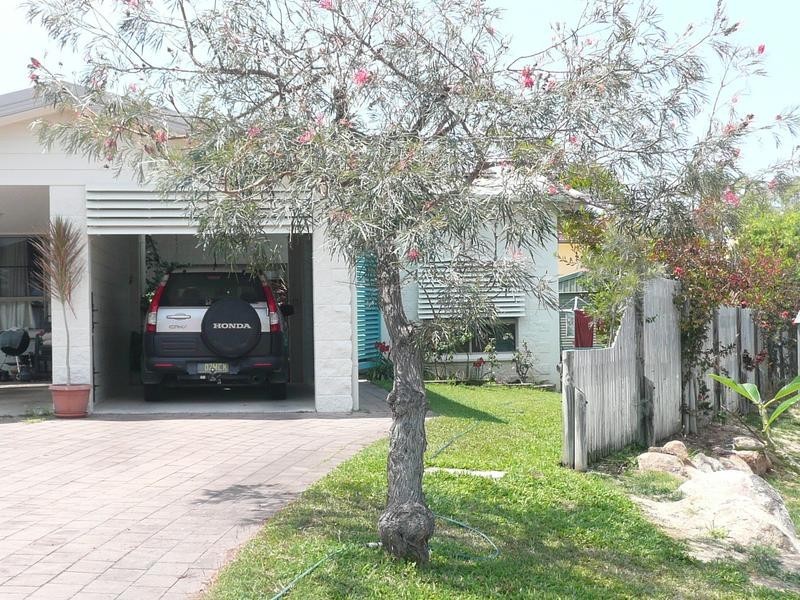 2/5 Lotus Lane, Bowen QLD 4805