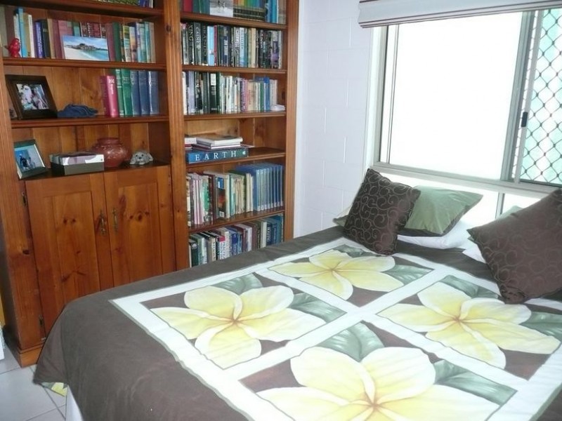 2/5 Lotus Lane, Bowen QLD 4805