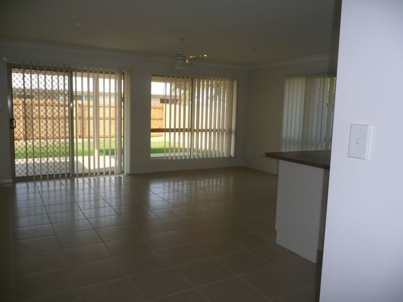 7 Oak Crescent, Bowen QLD 4805