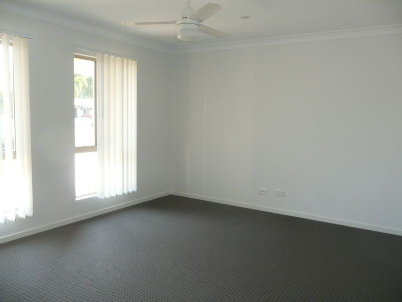 7 Oak Crescent, Bowen QLD 4805