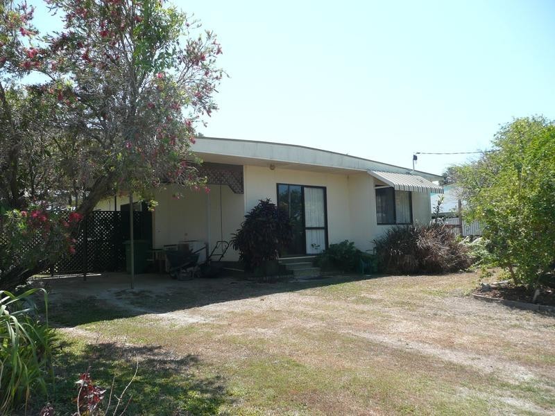 6 Suthers Street, Bowen QLD 4805