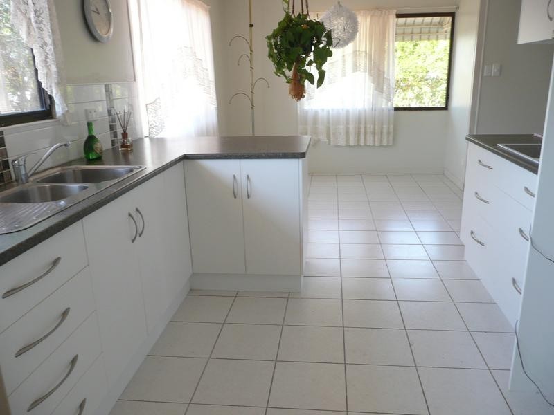 6 Suthers Street, Bowen QLD 4805