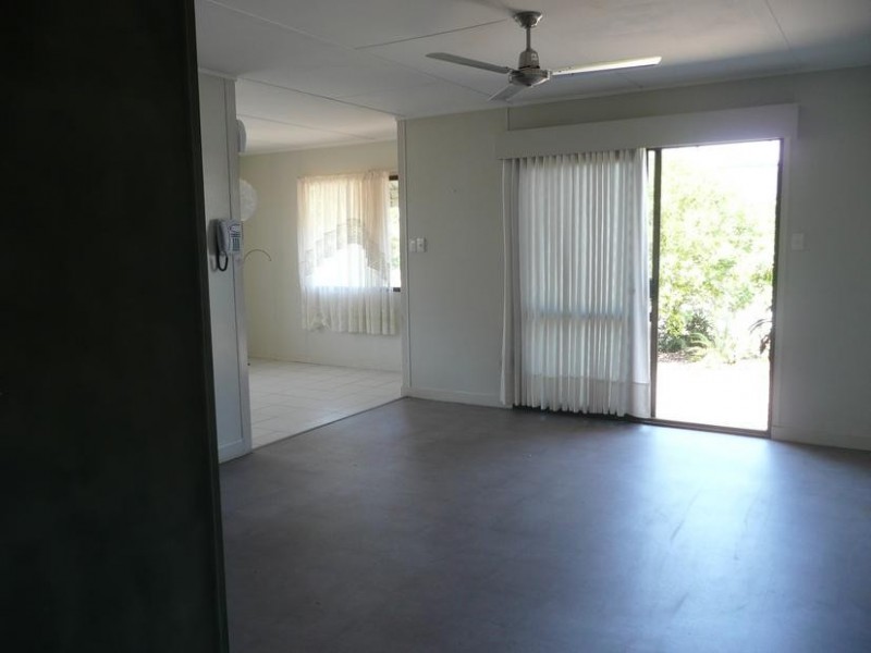 6 Suthers Street, Bowen QLD 4805
