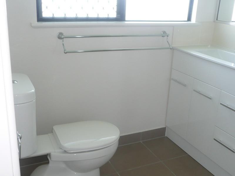 10 COWRIE STREET, Bowen QLD 4805