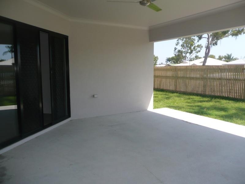 10 COWRIE STREET, Bowen QLD 4805