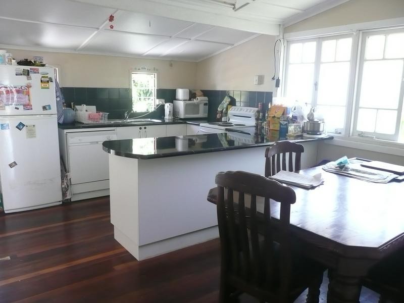 1 Pelican Street, Collinsville QLD 4804