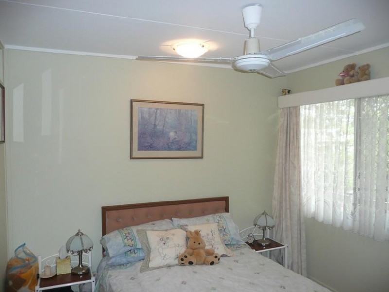 15 Collin Road, Collinsville QLD 4804