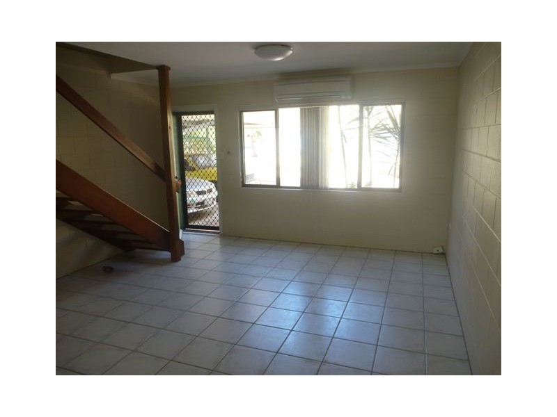 7/2a Powell Street, Bowen QLD 4805
