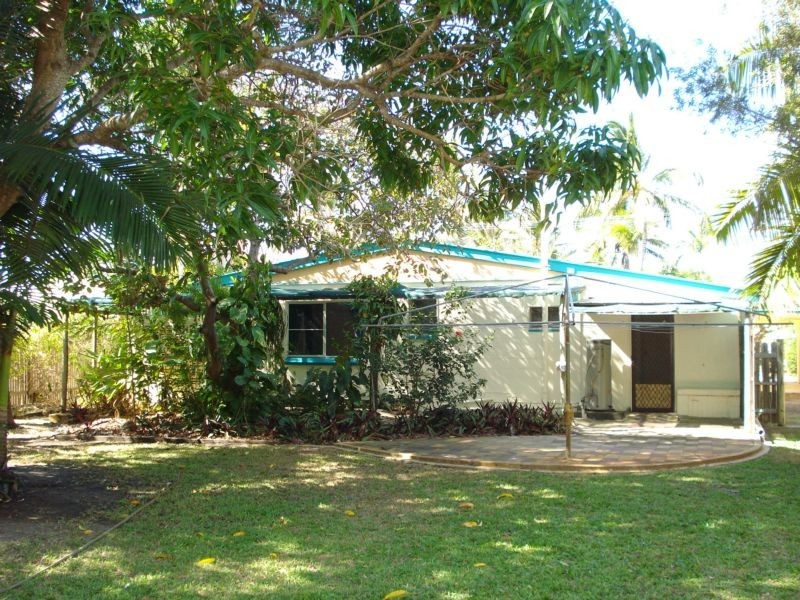 169 Strickland Street, Bowen QLD 4805