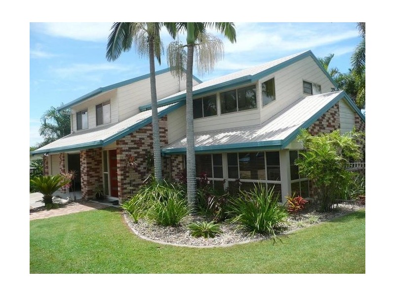 15 Eglinton Street, Bowen QLD 4805