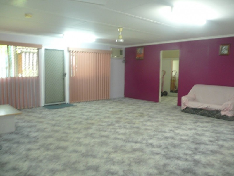 28 Conway Street, Collinsville QLD 4804