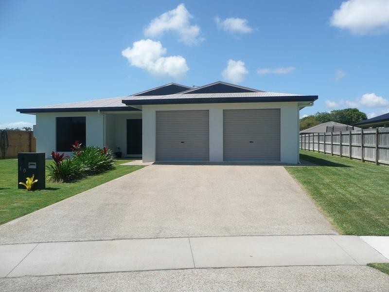 10 Lemon Grove, Bowen QLD 4805