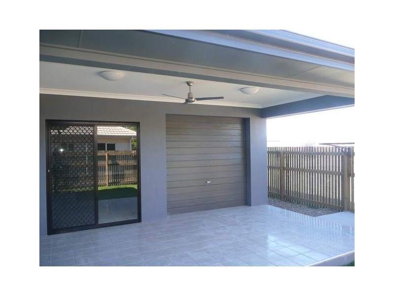 37 Seabreeze Close, Bowen QLD 4805