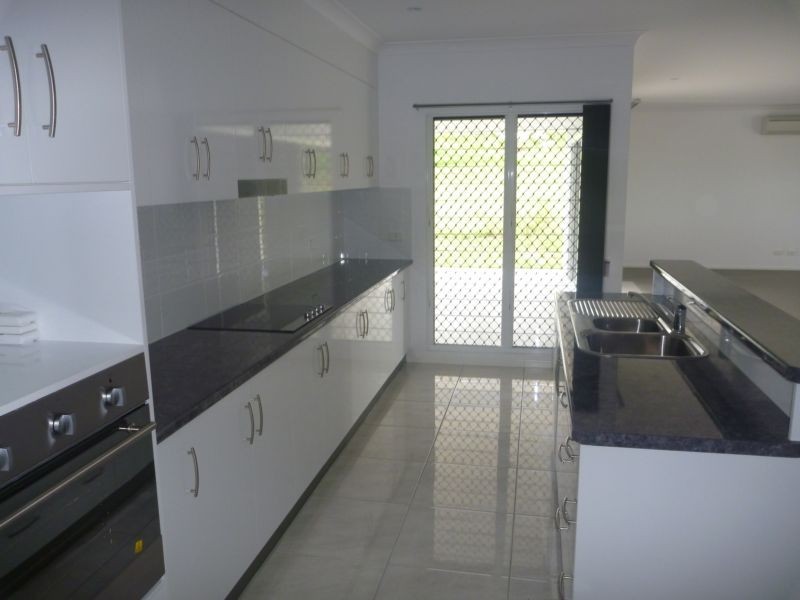 102 Drays Road, Bowen QLD 4805