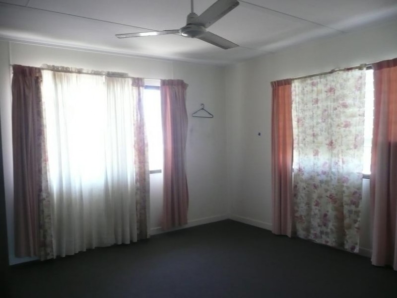 3 Hay Street, Bowen QLD 4805