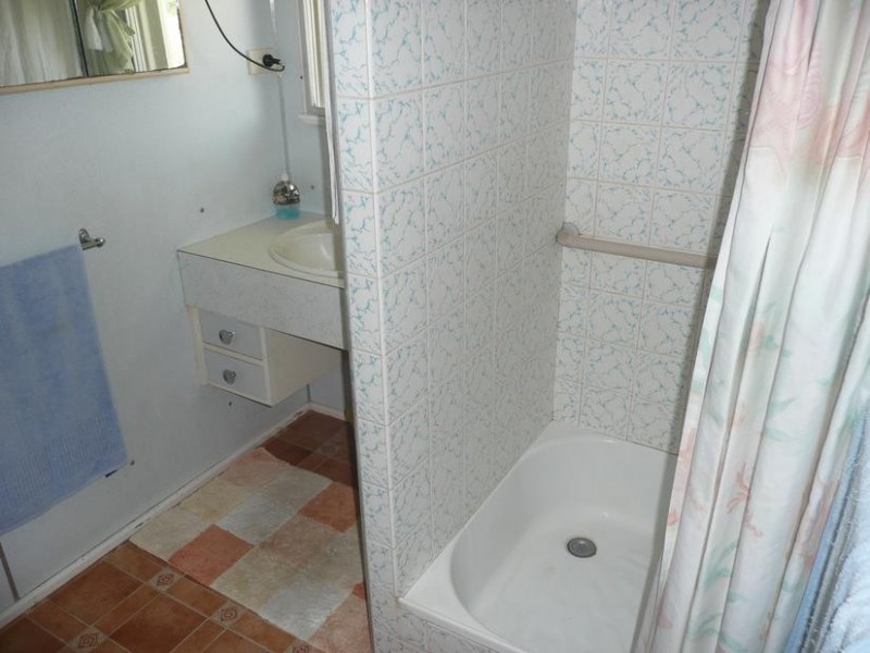 87 Williams Street, Bowen QLD 4805